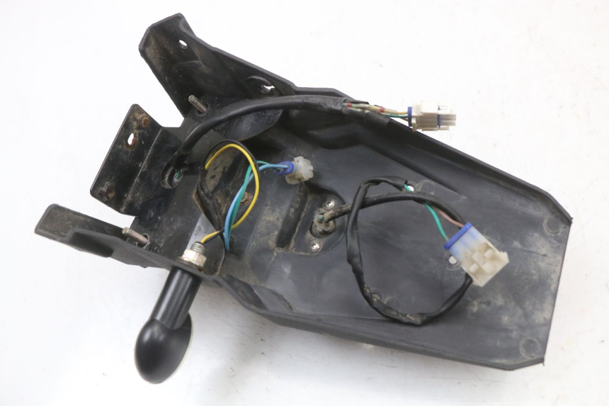 photo de Guardabarros trasero E-MAX 80L 1 (2011 - 2014) - Detalles de los puntos de fijación