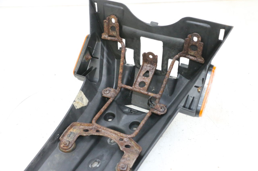 photo de ALETA TRASERA KYMCO AGILITY CITY 4T 50 (2008 - 2016) - Detalle de la pieza