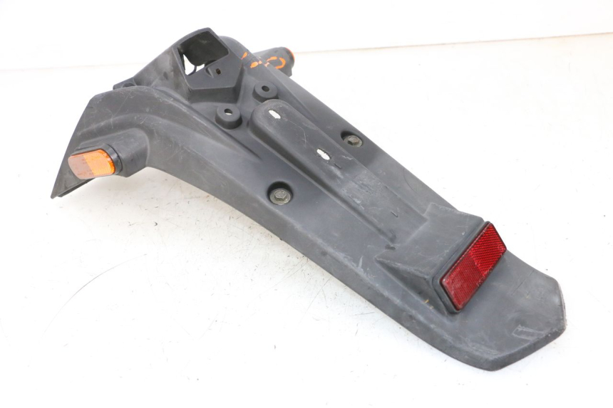 photo de ALETA TRASERA KYMCO AGILITY CITY 4T 50 (2008 - 2016) - Otra perspectiva