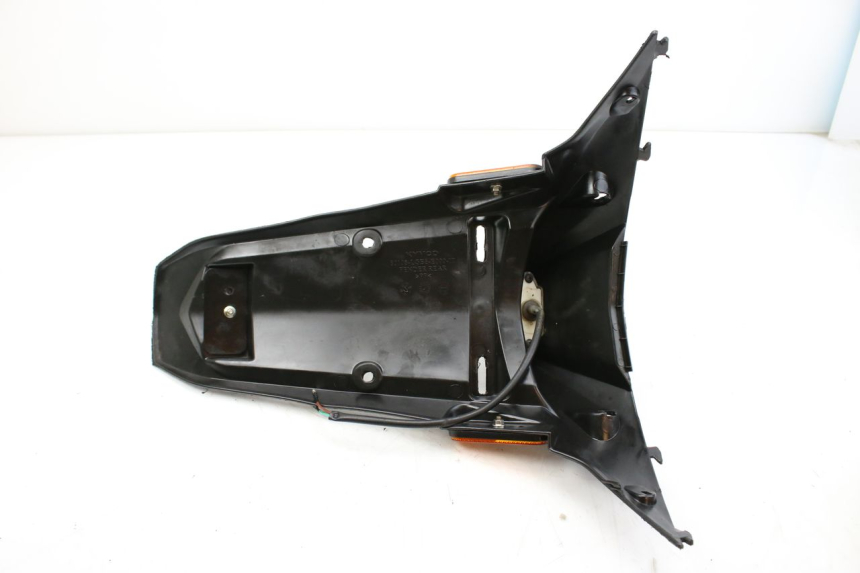 photo de GUARDABARROS TRASERO KYMCO AGILITY NAKED RENOUVO 4T 50 (2018 - 2020) - Primer plano técnico