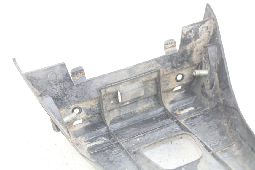 photo de GUARDABARROS TRASERO PGO BIG MAX 50 (2001 - 2009) - Detalle de la pieza