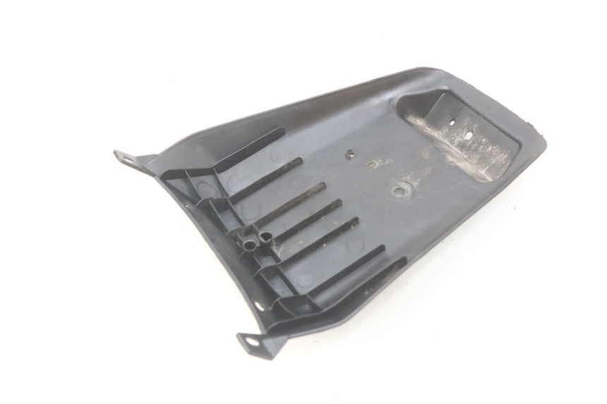 photo de GUARDABARROS TRASERO YAMAHA BW'S 50 (2004 - 2017) - Detalle de la pieza