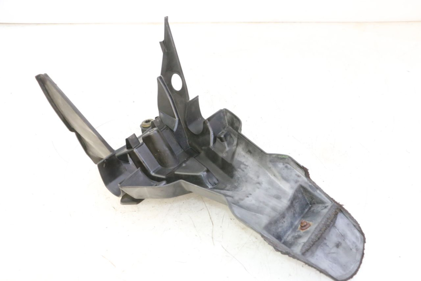 photo de ALETA TRASERA HONDA CBF 125 (2009 - 2015) - Vista general del producto