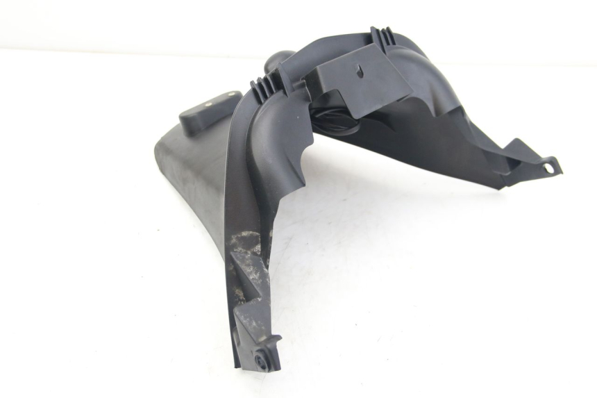 photo de GUARDABARROS TRASERO PEUGEOT CITYSTAR 125 (2011 - 2017) - Detalle de la pieza