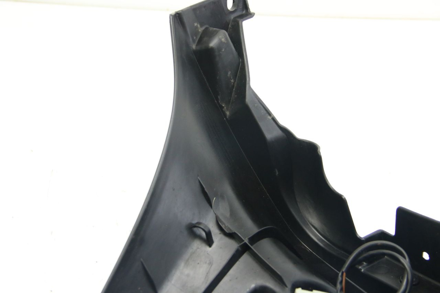 photo de GUARDABARROS TRASERO PEUGEOT CITYSTAR 125 (2011 - 2017) - Ángulo de visión alternativo