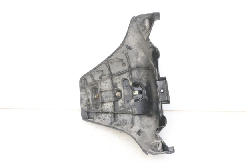 photo de GUARDABARROS TRASERO PEUGEOT CITYSTAR 50 (2013 - 2017) - Detalle de la pieza