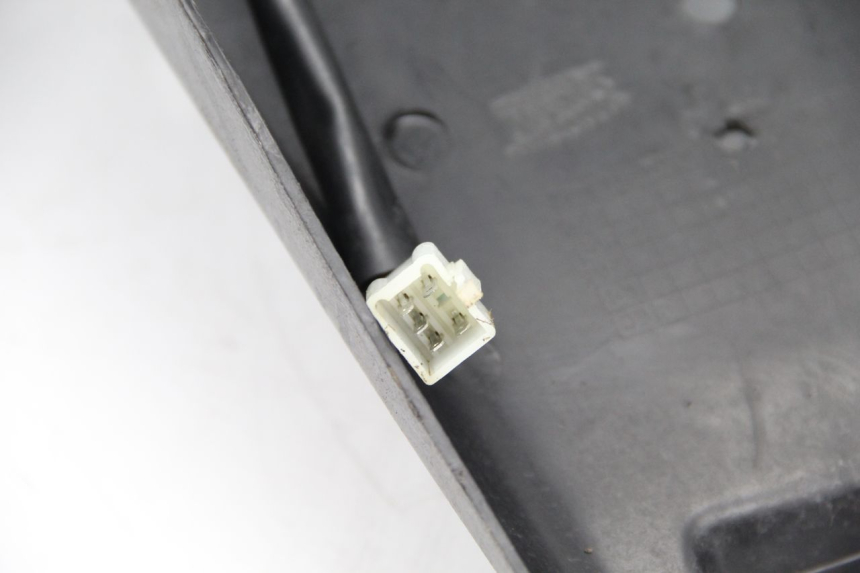 photo de ALETA TRASERA JMSTAR CJ12M 125 (2005 - 2007) - Recambio usado revisado