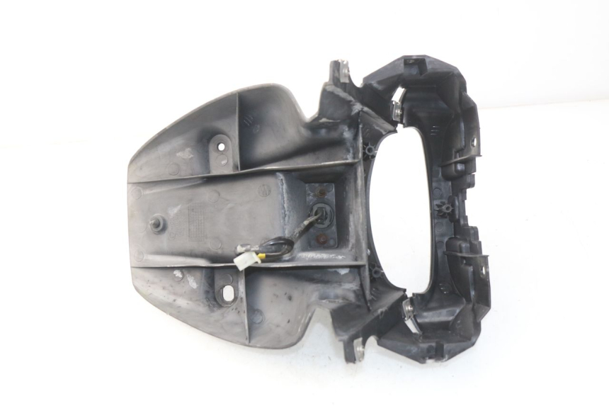 photo de ALETA TRASERA HYOSUNG COMET GTR 125 (2007 - 2014) - Detalle de la pieza