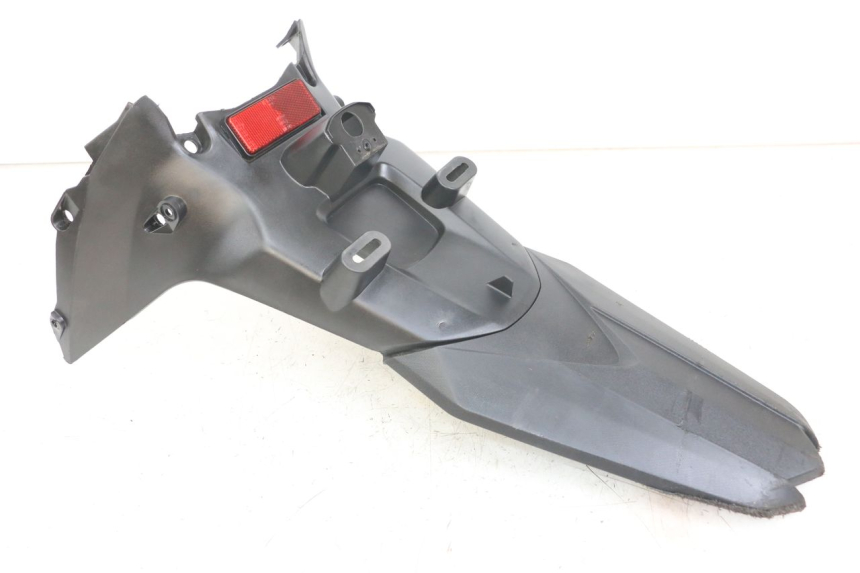 photo de GUARDABARROS TRASERO SYM CROX 4T 50 (2016 - 2023) - Detalles de los puntos de fijación