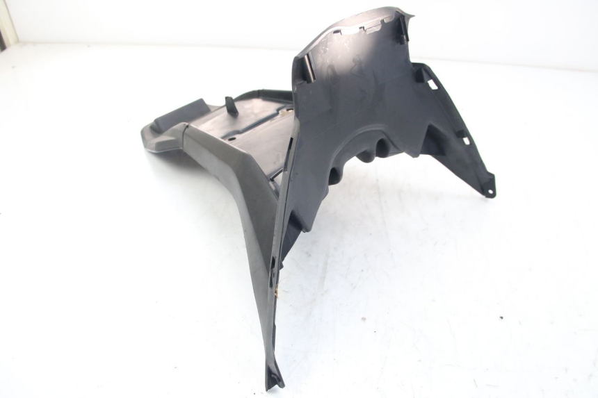 photo de GUARDABARROS TRASERO KYMCO DOWNTOWN ABS 125 (2015 - 2017) - Primer plano técnico