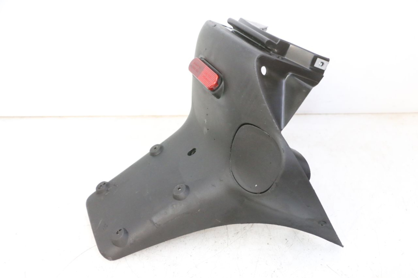 photo de GUARDABARROS TRASERO PEUGEOT ELYSTAR 50 (2002 - 2014) - Detalles de los puntos de fijación