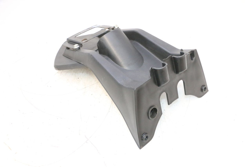photo de ALETA TRASERA KEEWAY F-ACT FACT EVO 50 (2020 - 2026) - Primer plano técnico