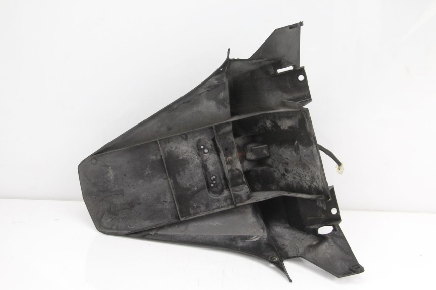 photo de ALETA TRASERA HONDA FES PANTHEON 125 (2003 - 2007) - Primer plano técnico