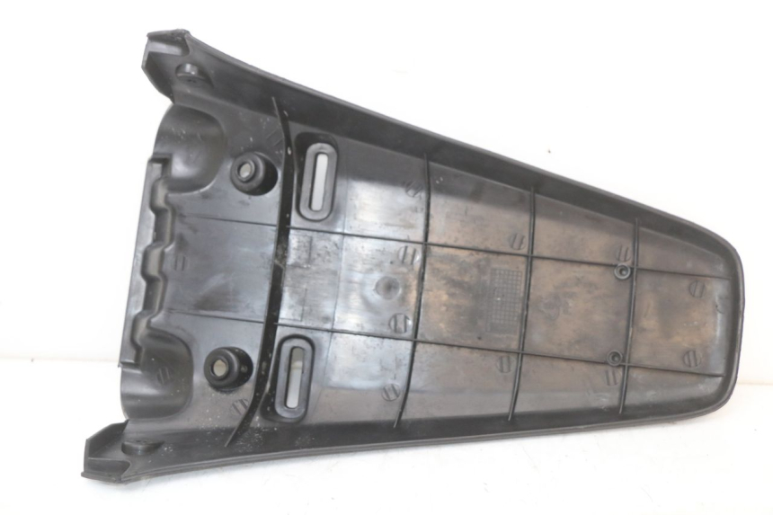 photo de GUARDABARROS TRASERO SYM FIDDLE 2 50 (2008 - 2013) - Detalles de los puntos de fijación