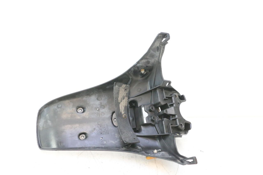 photo de GUARDABARROS TRASERO PIAGGIO FLY 2T 50 (2004 - 2017) - Primer plano técnico