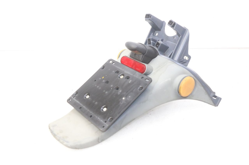 photo de GUARDABARROS TRASERO PIAGGIO FLY 100 (2006 - 2010) - Otra perspectiva