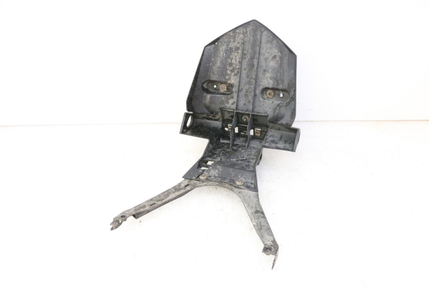 photo de ALETA TRASERA YAMAHA FZ6 FAZER S2 600 (2007 - 2011) - Detalle de la pieza