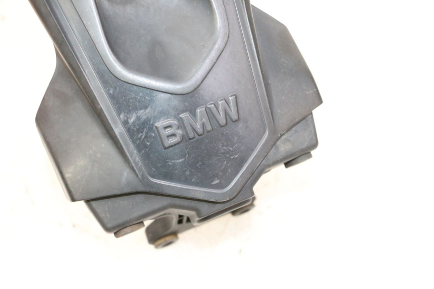 photo de ALETA TRASERA BMW G310 R 310 (2016 - 2020) - Detalle de la pieza