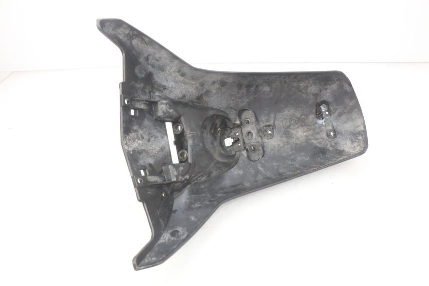 photo de GUARDABARROS TRASERO PEUGEOT GEOPOLIS 400 (2007 - 2013) - Detalle de la pieza