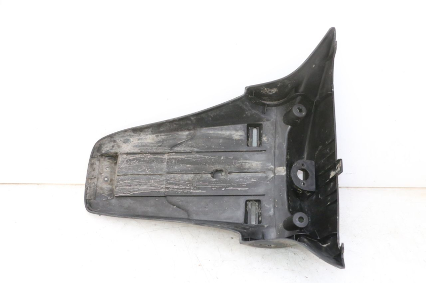 photo de ALETA TRASERA KYMCO GRAND DINK 125 (2008 - 2014) - Zoom estado de uso