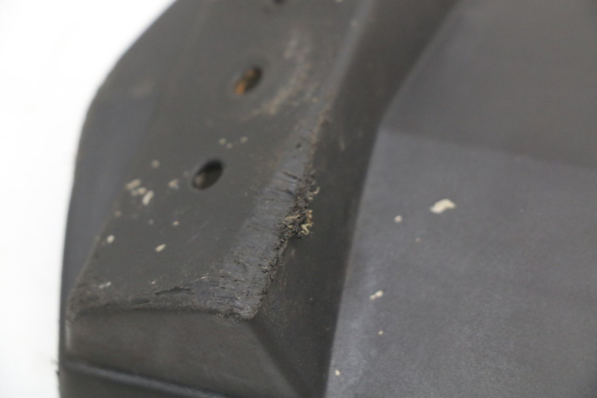 photo de GUARDABARROS TRASERO TNT MOTOR GRIDO 2T 50 (2010 - 2019) - Detalles de los puntos de fijación