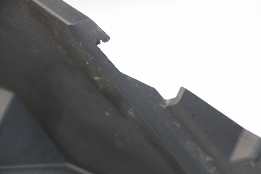 photo de ALETA TRASERA SYM GTS EFI ABS 125 (2012 - 2016) - Primer plano técnico