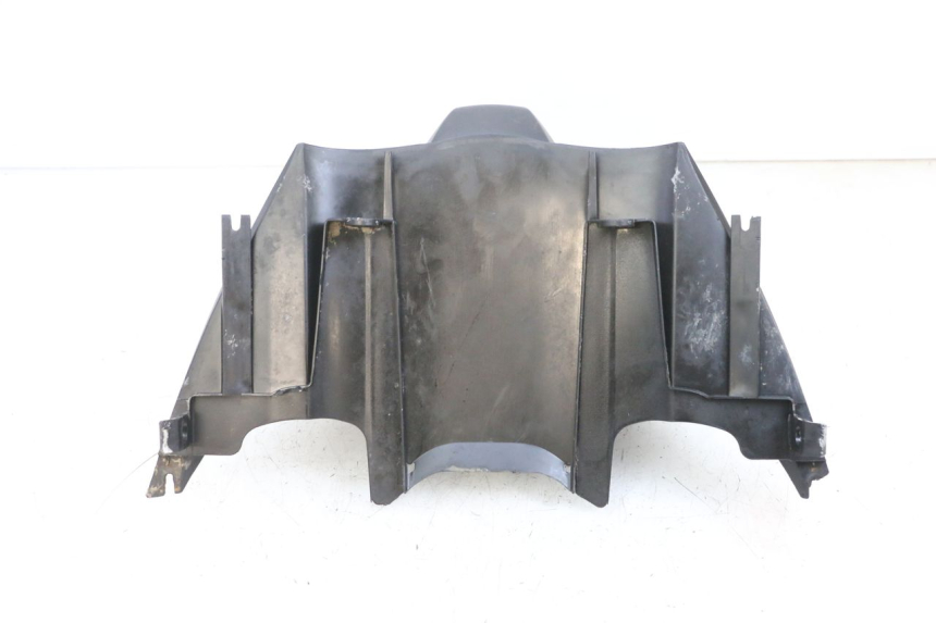 photo de ALETA TRASERA SYM GTS EVO 125 (2009 - 2013) - Primer plano técnico