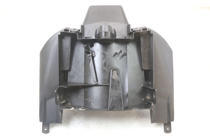 photo de ALETA TRASERA HONDA PCX (JF28) 125 (2009 - 2011) - Primer plano técnico