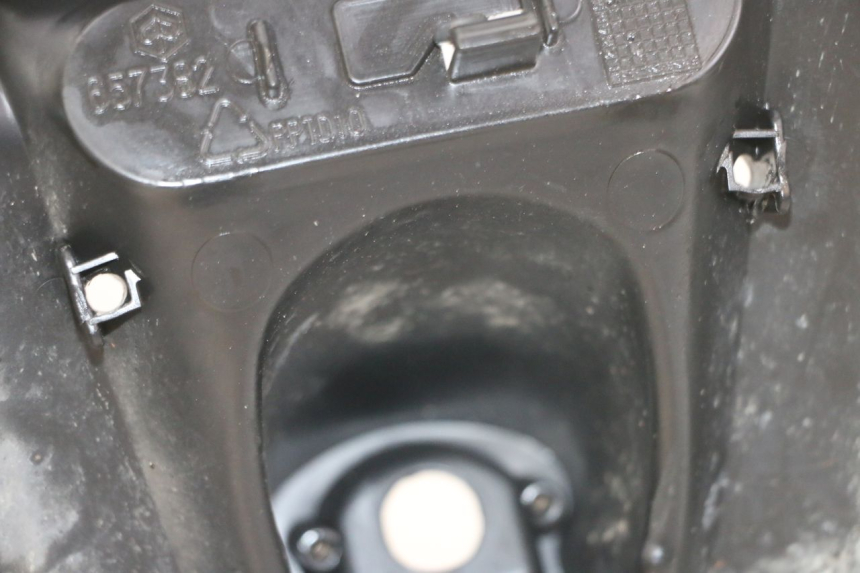 photo de ALETA TRASERA PIAGGIO IE MP3 YOURBAN 300 (2011 - 2016) - Zoom estado de uso