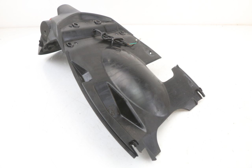 photo de ALETA TRASERA PEUGEOT KISBEE 4T 50 (2018 - 2022) - Vista general del producto