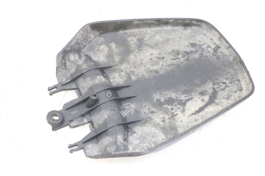 photo de GUARDABARROS TRASERO PEUGEOT KISBEE 4T 50 (2010 - 2017) - Detalle de la pieza