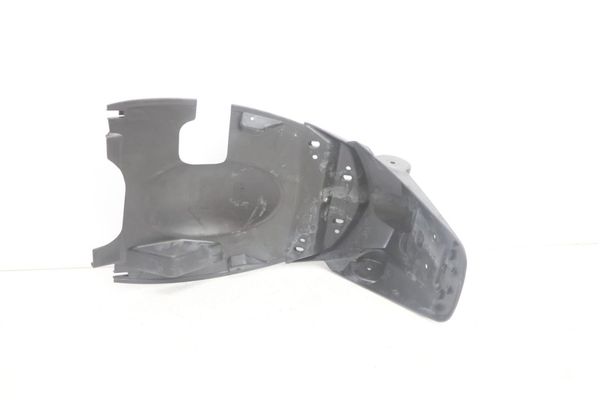 photo de ALETA TRASERA PEUGEOT KISBEE 4T 50 (2018 - 2022) - Marcados y referencias originales