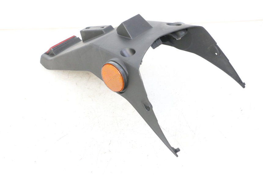 photo de ALETA TRASERA KYMCO PEOPLE S 125 (2000 - 2008) - Otra perspectiva