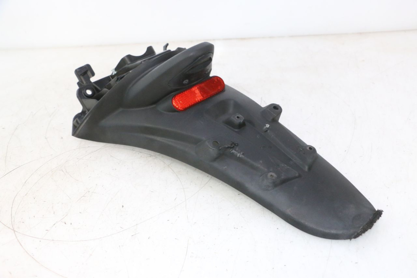 photo de GUARDABARROS TRASERO PIAGGIO LIBERTY IGET 4T 50 (2015 - 2020) - Zoom sobre los componentes