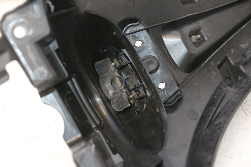 photo de ALETA TRASERA PIAGGIO LIBERTY IGET 4T 50 (2021 - 2025) - Marcados y referencias originales