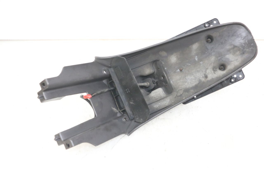 photo de GUARDABARROS TRASERO PIAGGIO LIBERTY 125 (2009 - 2013) - Detalle de la pieza