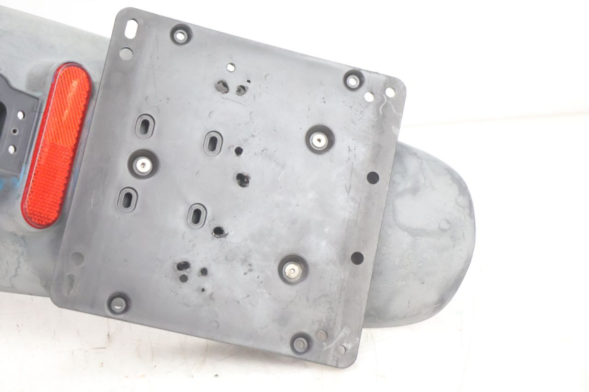 photo de ALETA TRASERA PIAGGIO LIBERTY 125 (1998 - 2008) - Primer plano técnico