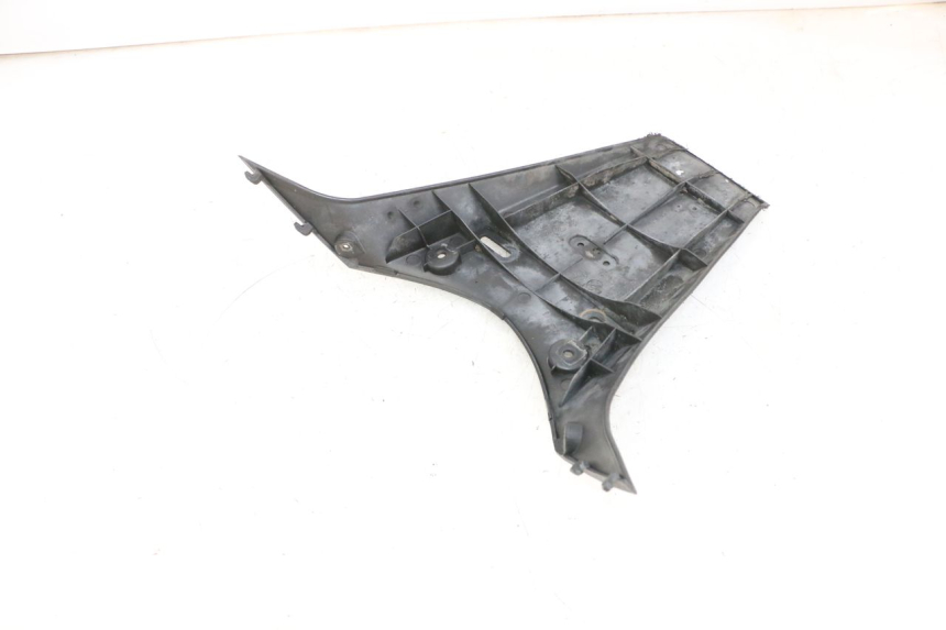 photo de GUARDABARROS TRASERO KYMCO LIKE 125 (2009 - 2016) - Otra perspectiva