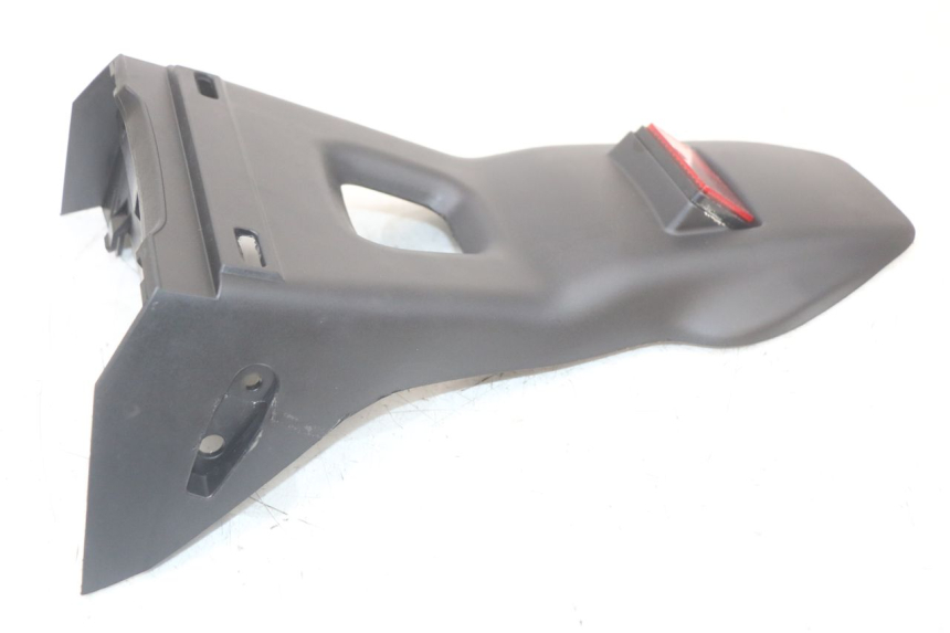 photo de ALETA TRASERA MASH LEGEND'R 4T 50 (2021 - 2025) - Primer plano técnico