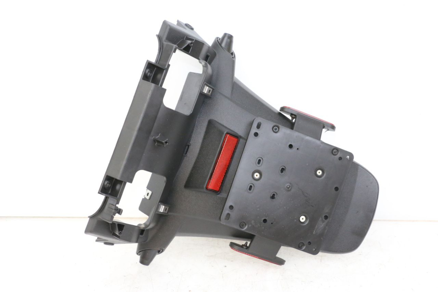 photo de ALETA TRASERA PIAGGIO MP3 HPE 350 (2018 - 2020) - Otra perspectiva