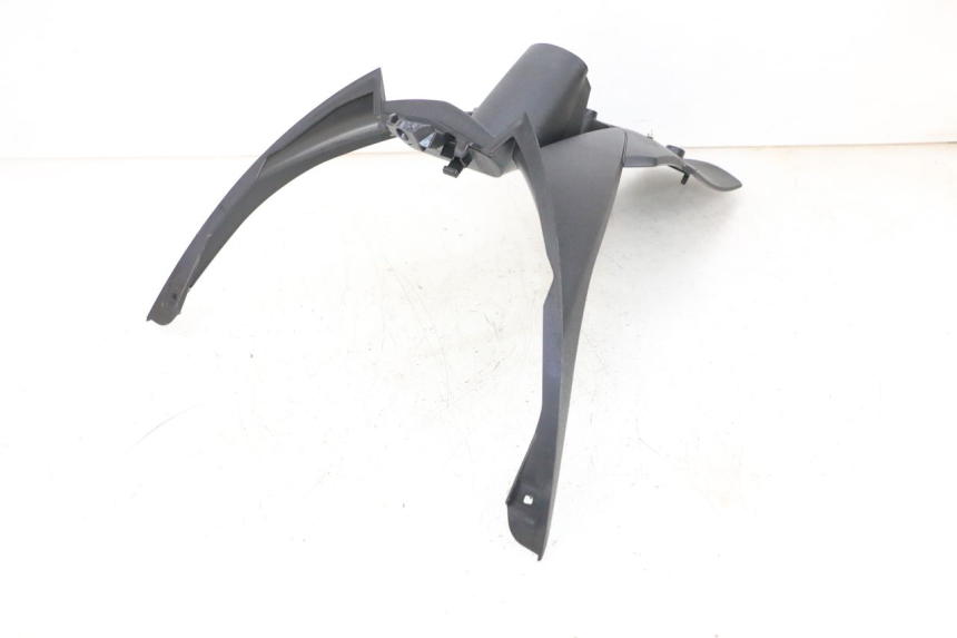 photo de ALETA TRASERA PIAGGIO MP3 HPE 300 (2019 - 2026) - Estado de la superficie y material