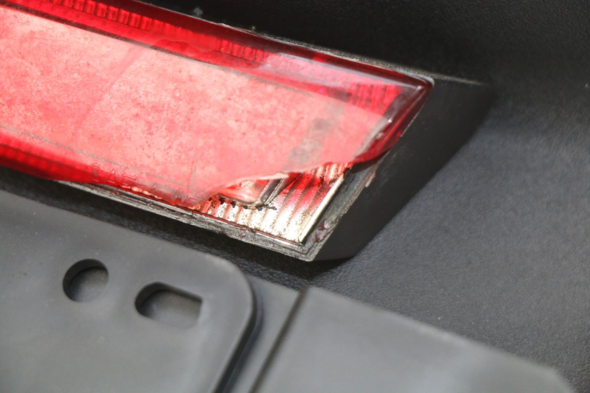 photo de GUARDABARROS TRASERO PIAGGIO MP3 LT 300 (2010 - 2016) - Primer plano técnico