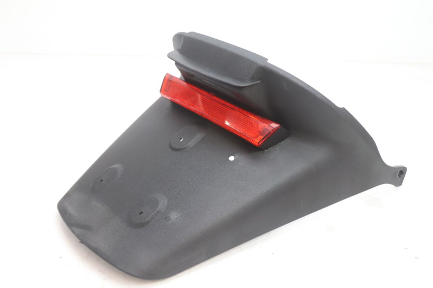 photo de GUARDABARROS TRASERO PIAGGIO MP3 LT 300 (2010 - 2016) - Detalle de la pieza