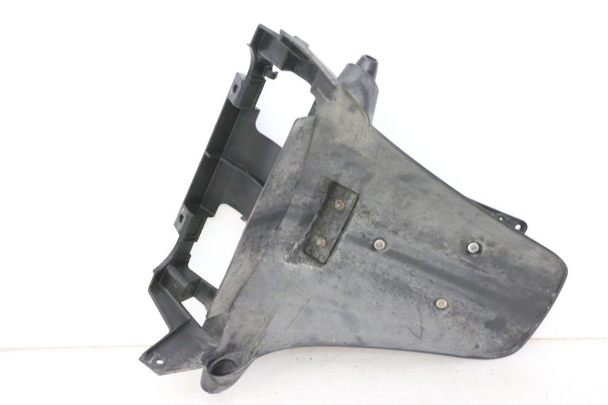 photo de ALETA TRASERA PIAGGIO MP3 500 (2014 - 2017) - Primer plano técnico