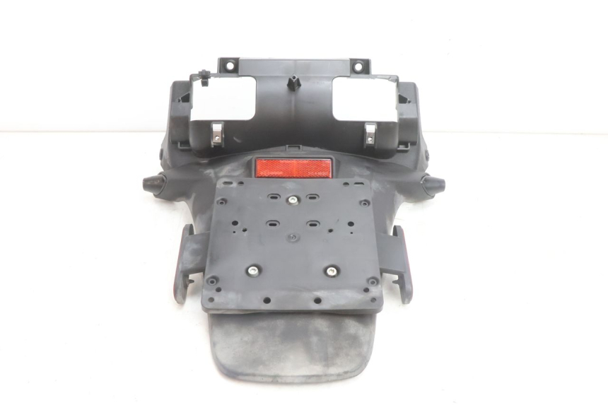 photo de ALETA TRASERA PIAGGIO MP3 500 (2016 - 2018) - Zoom estado de uso
