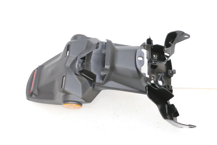 photo de ALETA TRASERA YAMAHA NEO'S CORE 1 (2022 - 2026) - Zoom estado de uso