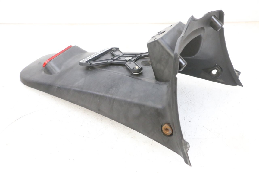 photo de ALETA TRASERA YAMAHA NEOS NEO'S 4T 50 (2008 - 2016) - Detalles de los puntos de fijación