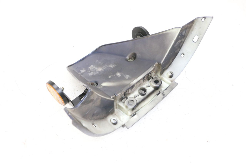 photo de ALETA TRASERA JM MOTORS OLDIES GT 4T 50 (2018 - 2025) - Otra perspectiva