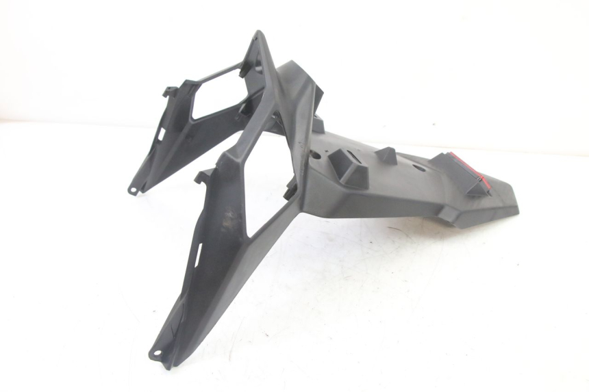 photo de ALETA TRASERA SYM ORBIT III 3 4T 50 (2021 - 2025) - Detalles de los puntos de fijación