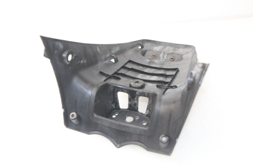 photo de ALETA TRASERA MBK OVETTO 4T 50 (2008 - 2016) - Detalle de la pieza